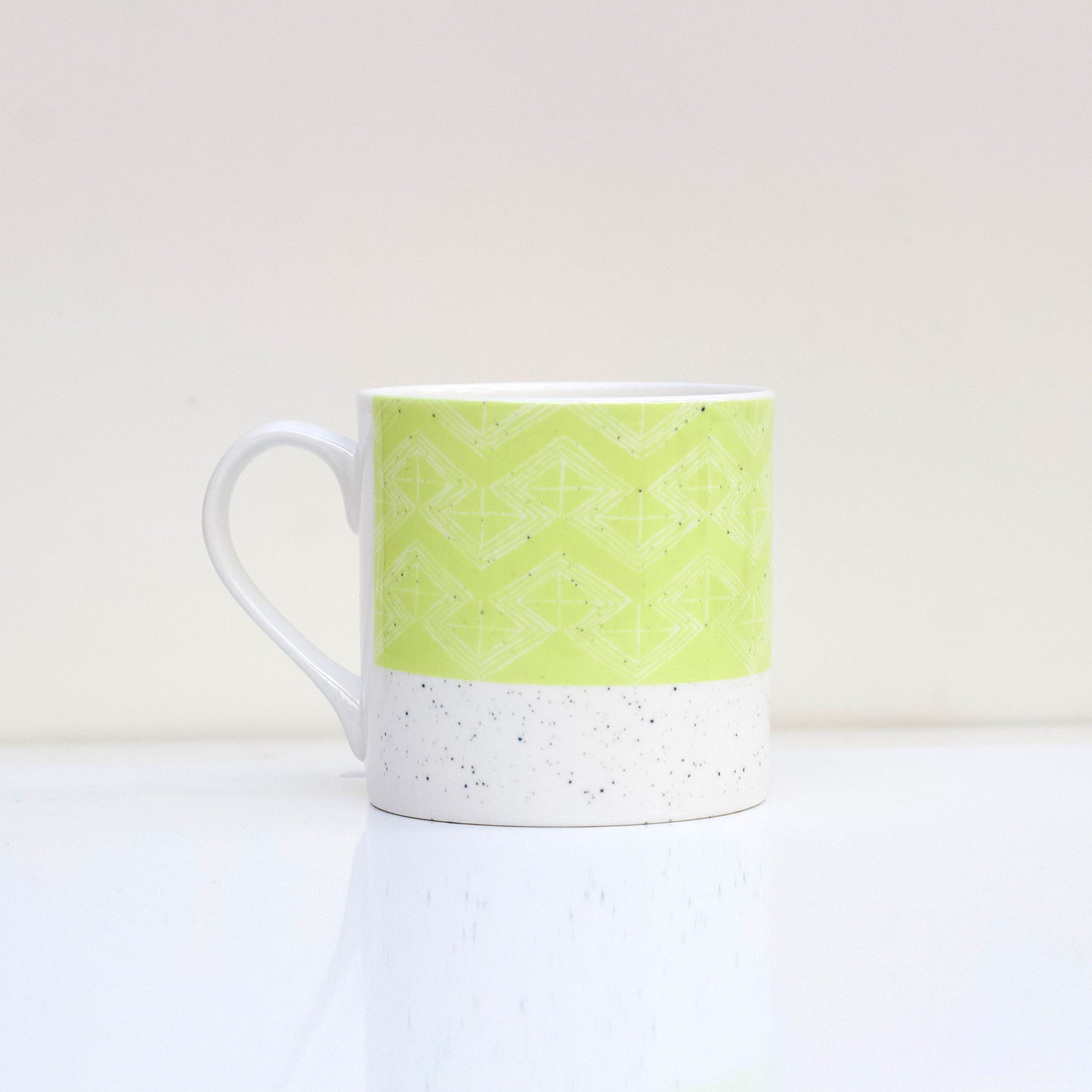 Sgraffito Bone China Mug Set