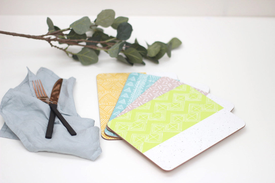 Sgraffito Lime Leaf Placemat